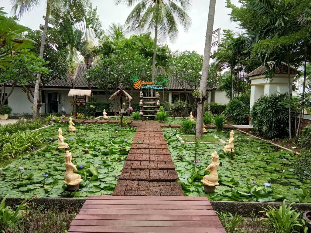 Golden Pine Beach Resort Pran Buri Exterior photo